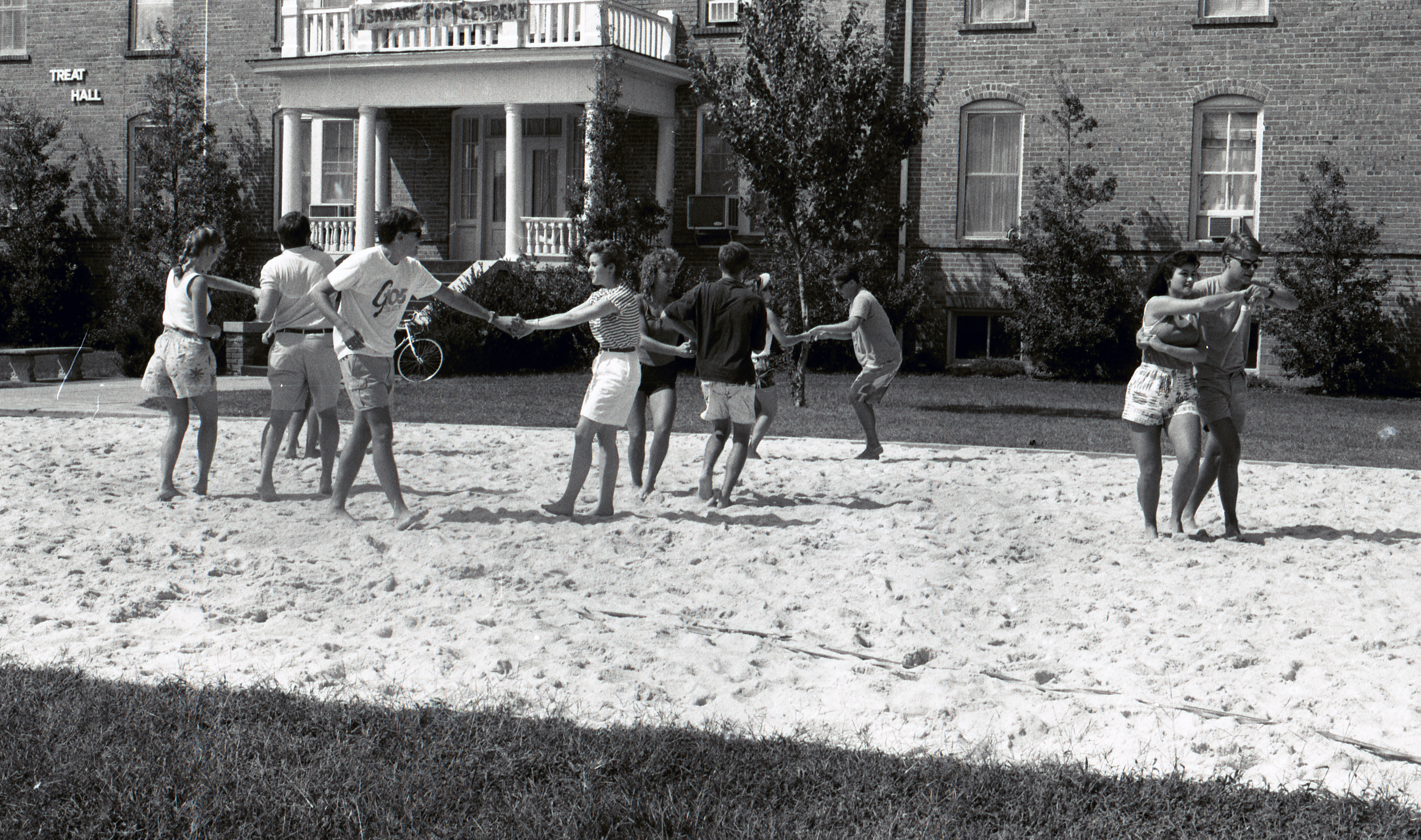 Campbell University students dancing